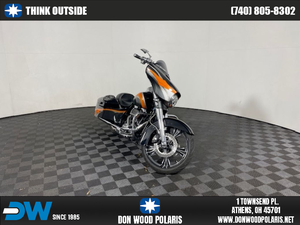 2015 Harley Davidson STREET GLIDE SPECIAL FLHXS SPECIAL in Athens, OH