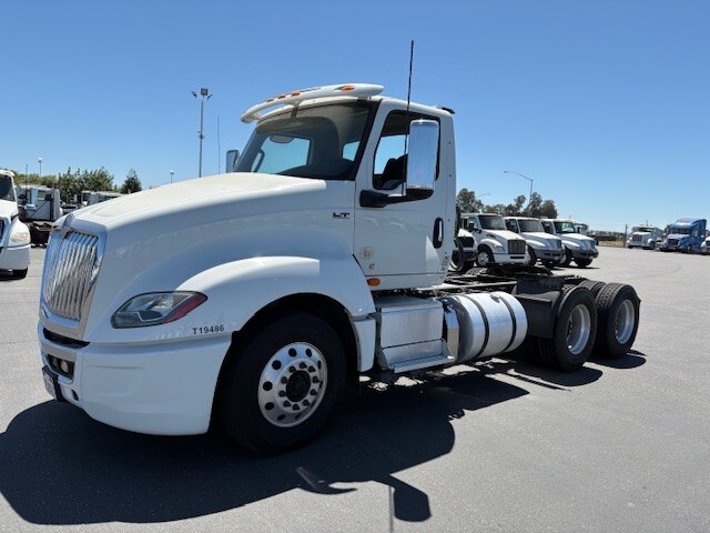 2019 INTERNATIONAL LT625 in Turlock, CA