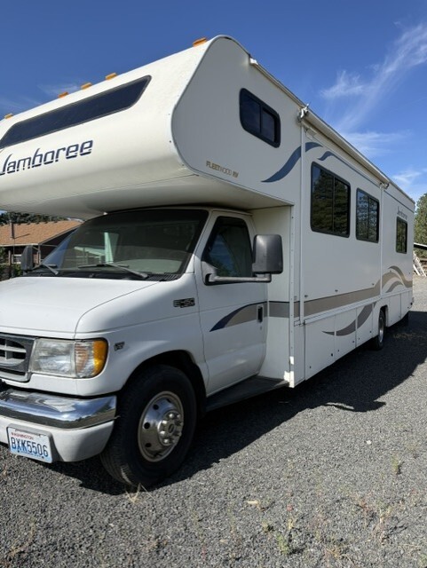 2000 Fleetwood JAMBOREE 31M in valleyford WA