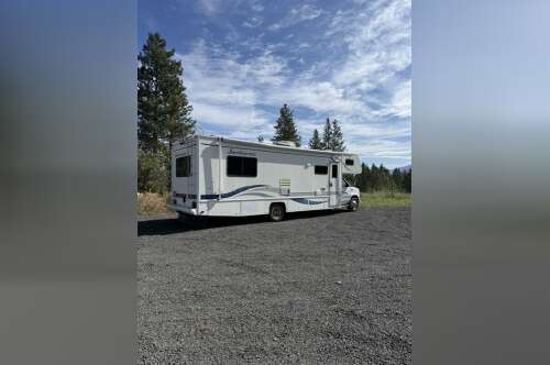 2000 Fleetwood JAMBOREE 31M in valleyford WA