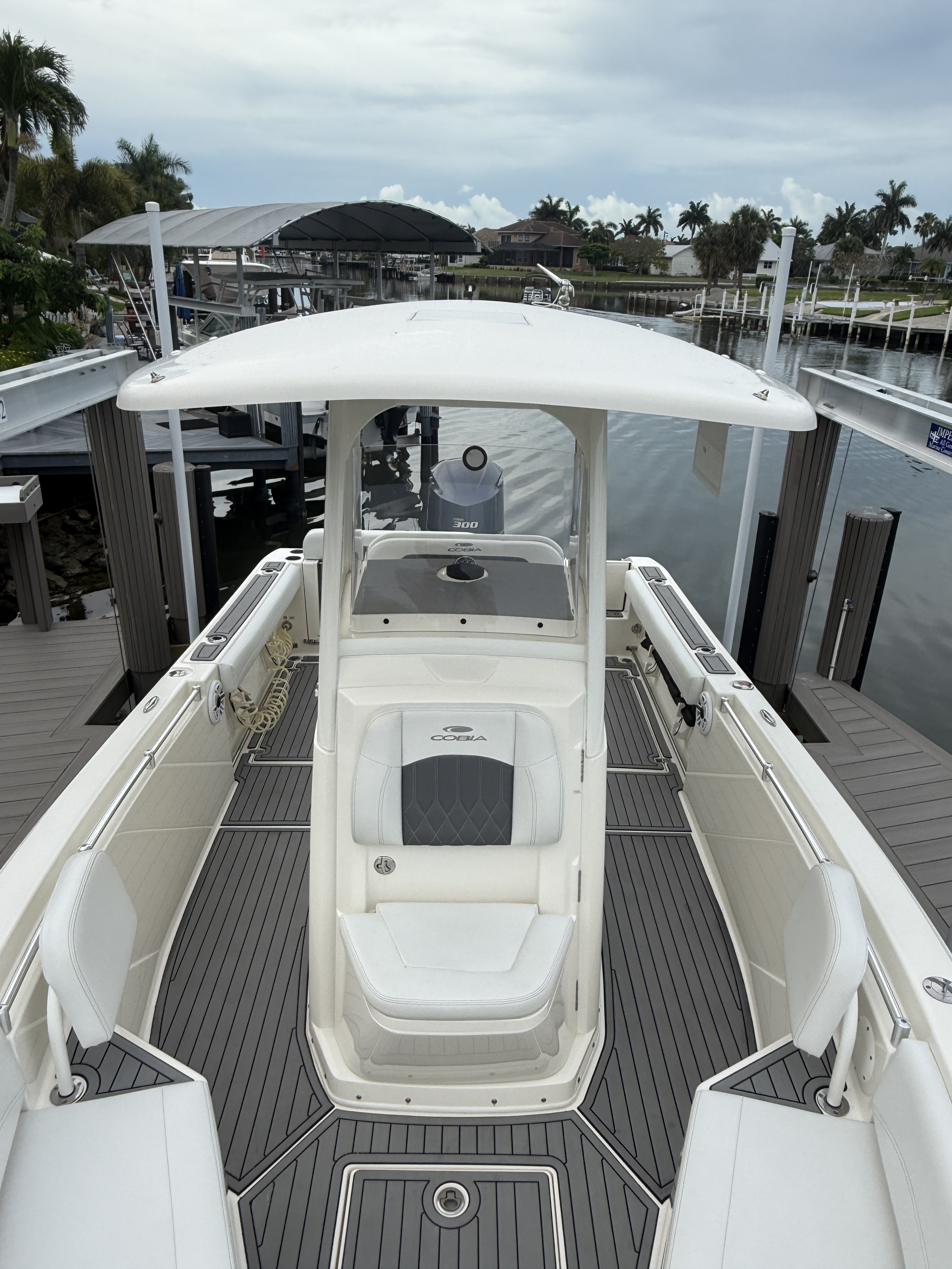 2021 Cobia 240 CC in marco island FL