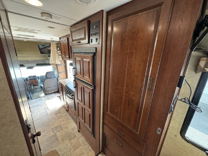 2013 FOREST RIVER SOLERA 24R
