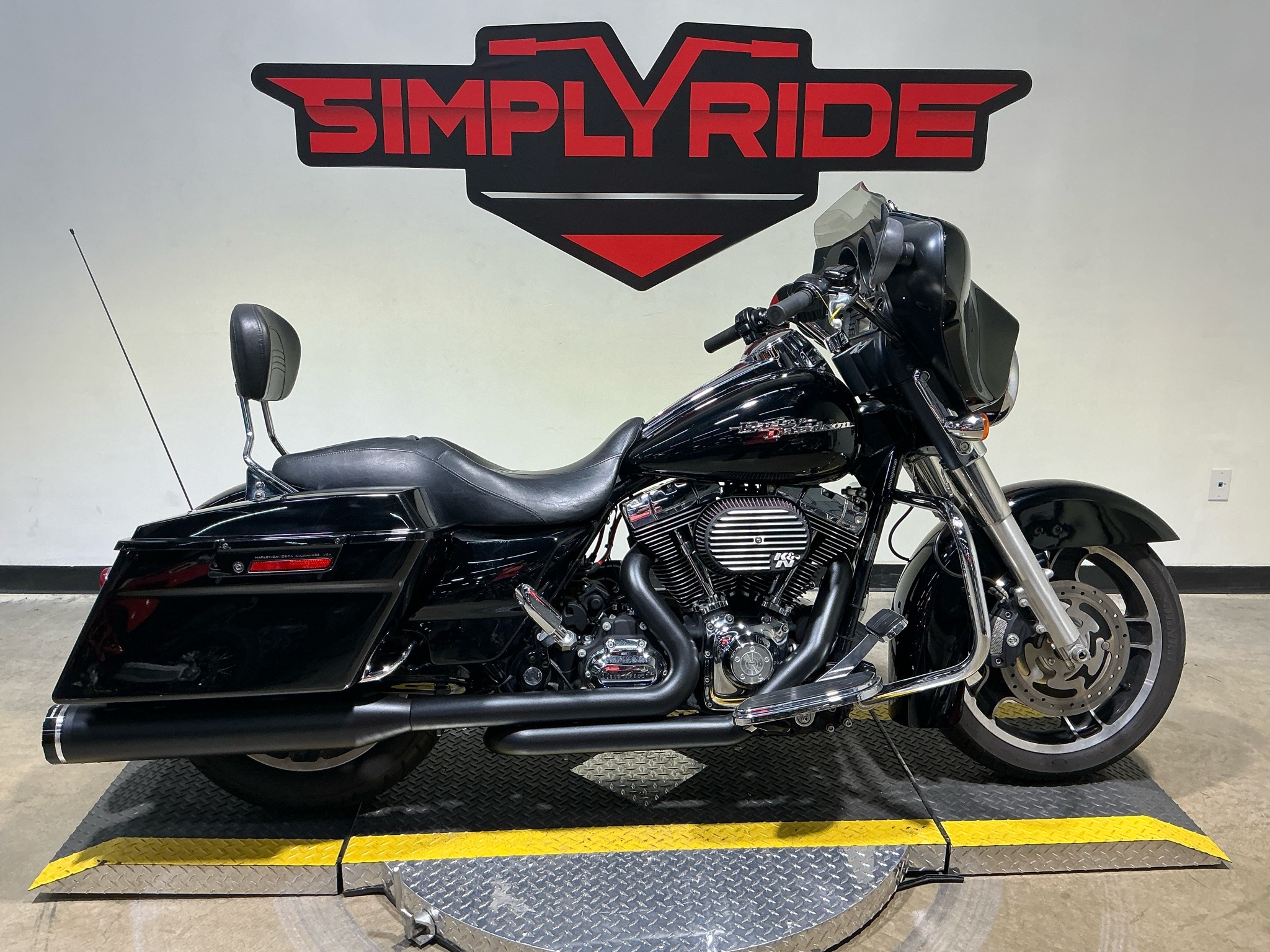 2010 Harley-Davidson Street Glide® in Eden Prairie, MN