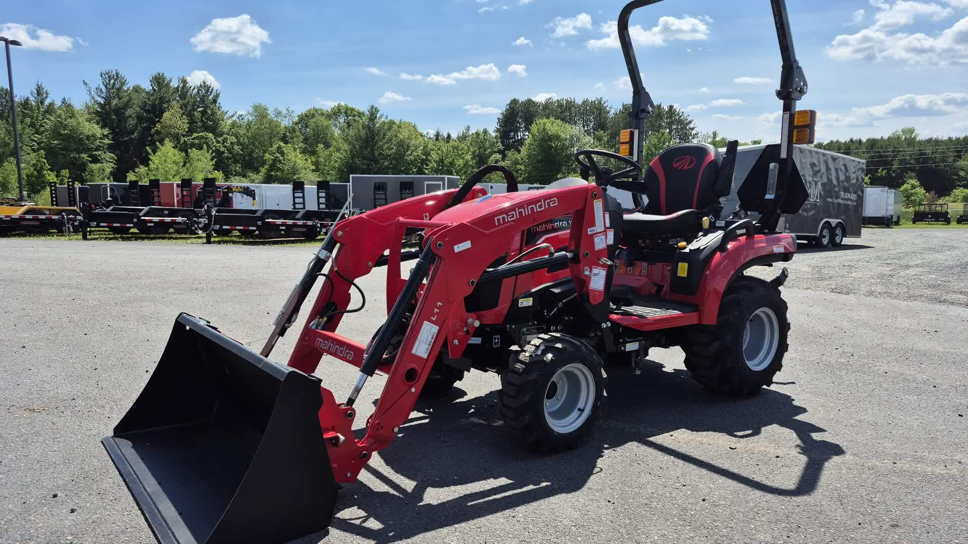 2026 Mahindra 1120 20HP HST 4WD Sub-Compact Tractor w/Loader in Chippewa Falls, WI