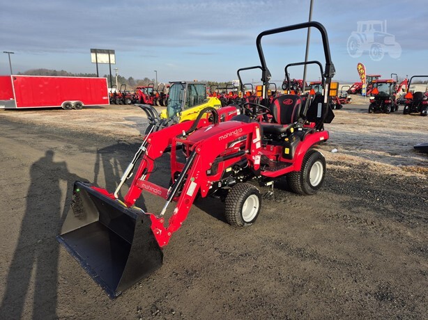 2026 Mahindra 1120 20HP HST 4WD Sub-Compact Tractor w/Loader in Chippewa Falls, WI