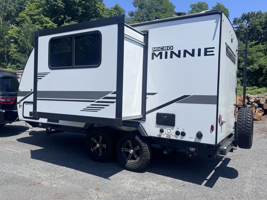 2022 Winnebago MICRO MINNIE 1808FBS in williamsburg MA