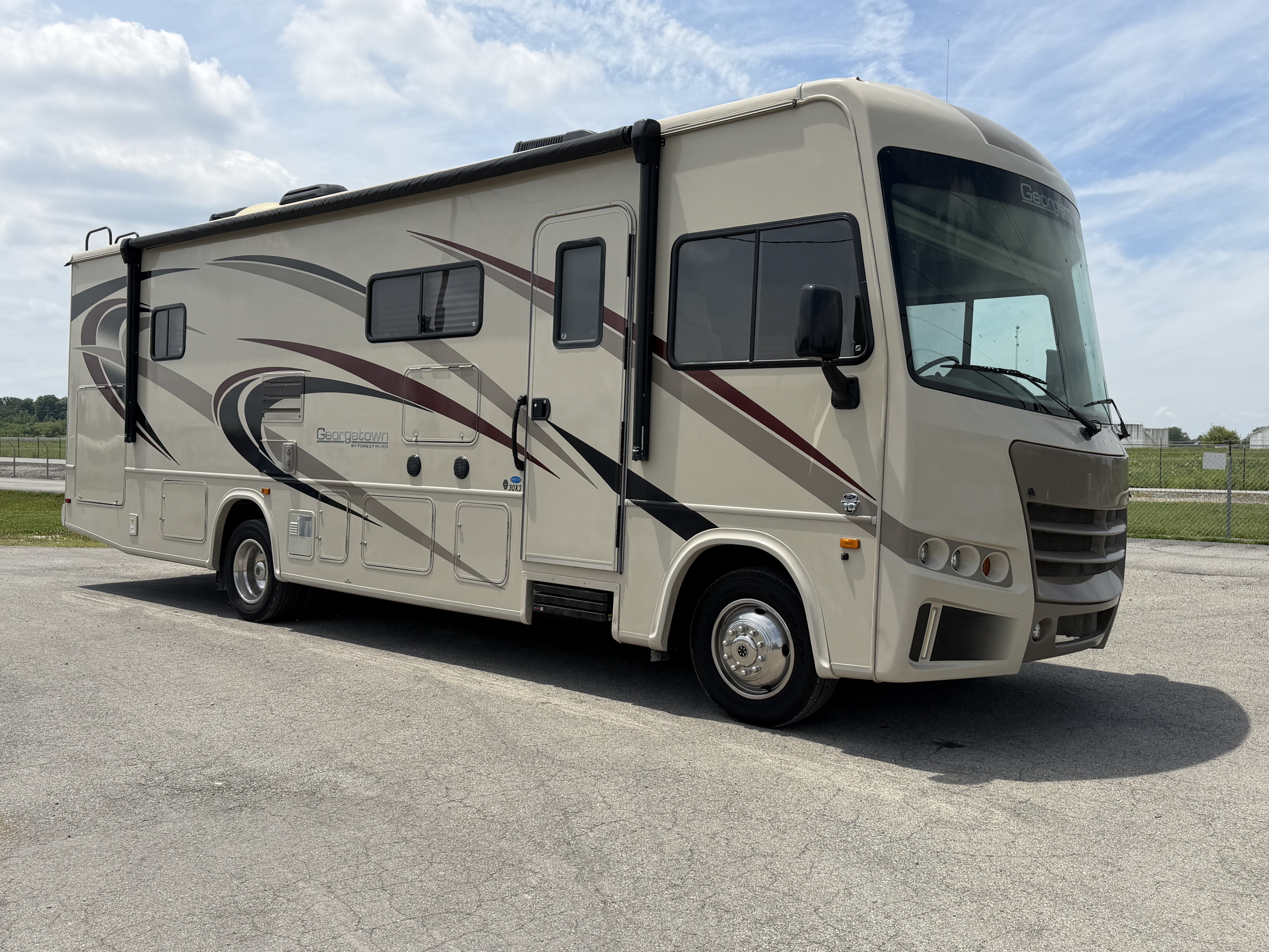 2018 Forest River GEORGETOWN 3 SERIES 30X3 3 SERIES GT3 30X3 in indianapolis IN