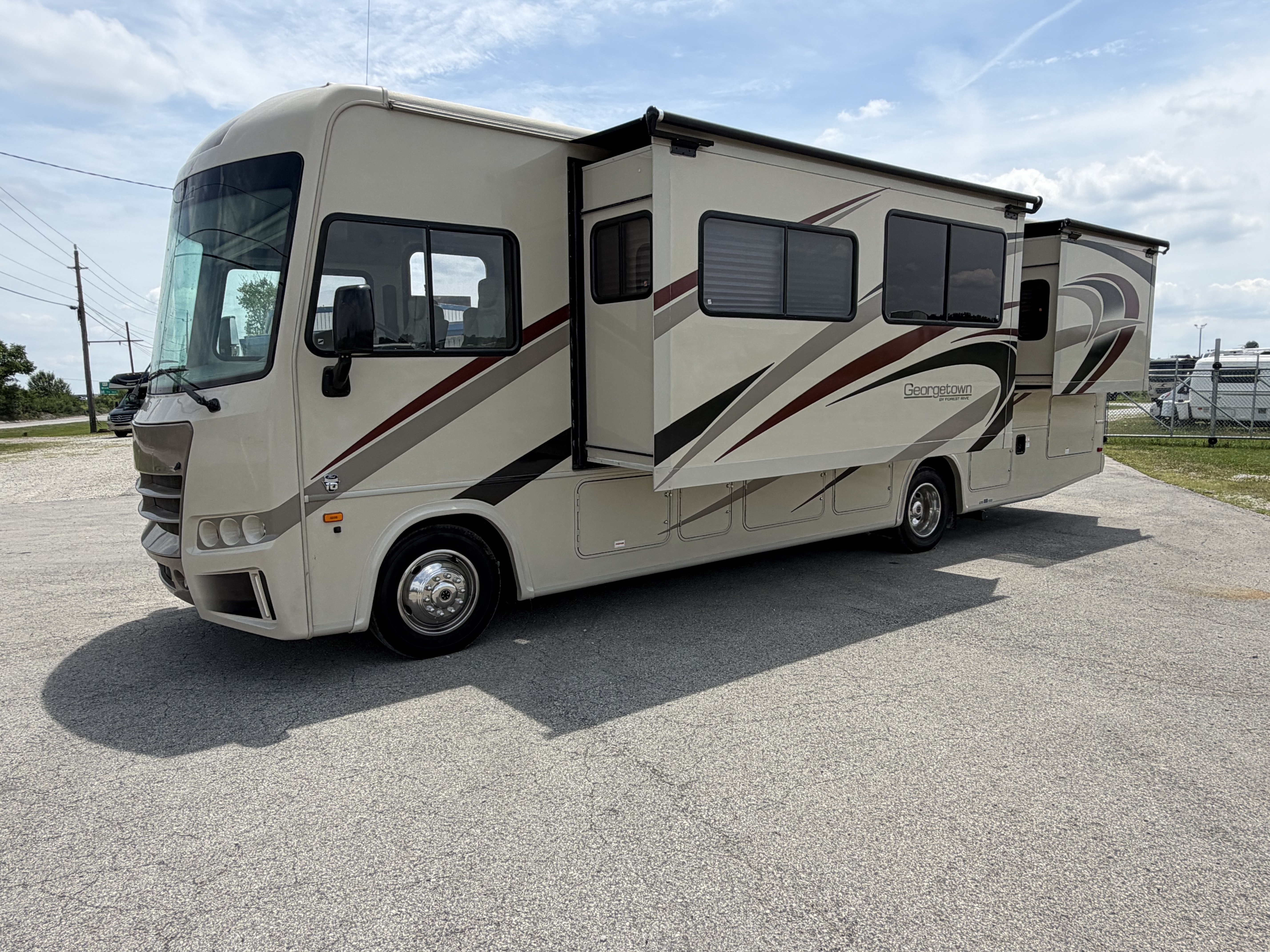 2018 Forest River GEORGETOWN 3 SERIES 30X3 3 SERIES GT3 30X3 in indianapolis IN