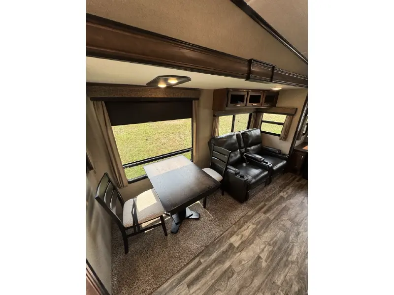 2019 GRAND DESIGN REFLECTION 303RLS