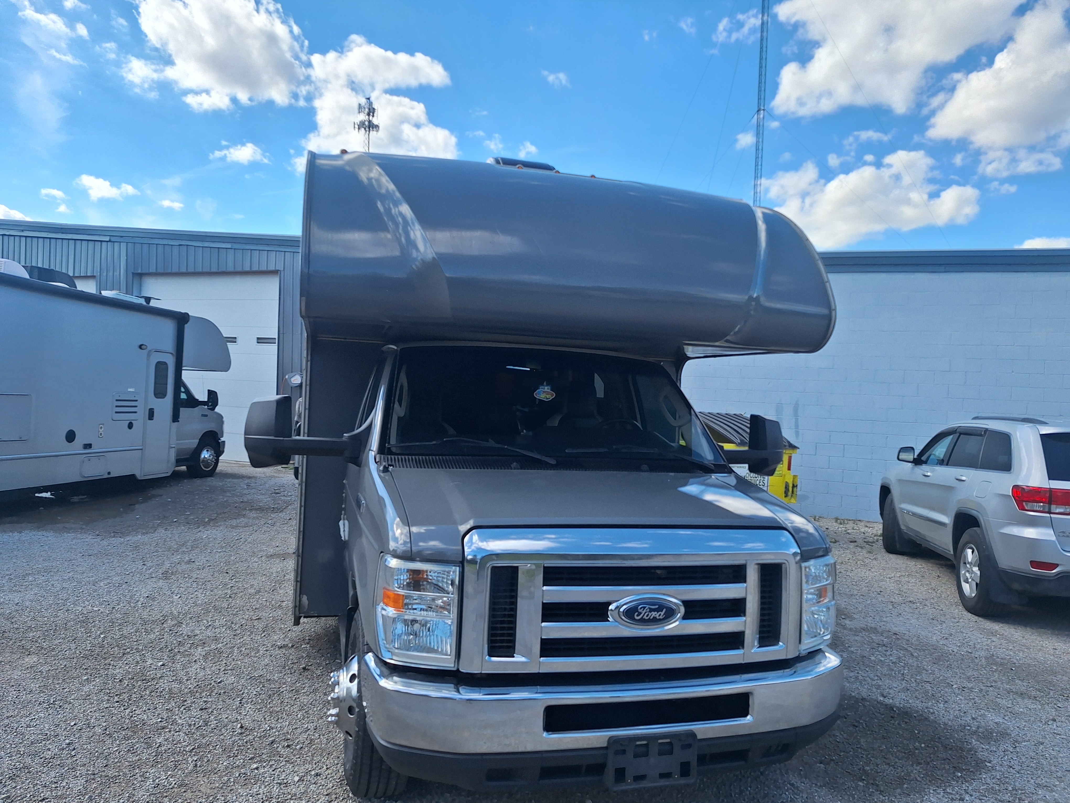 2017 Thor Motor Coach OUTLAW 29H in norwalk OH