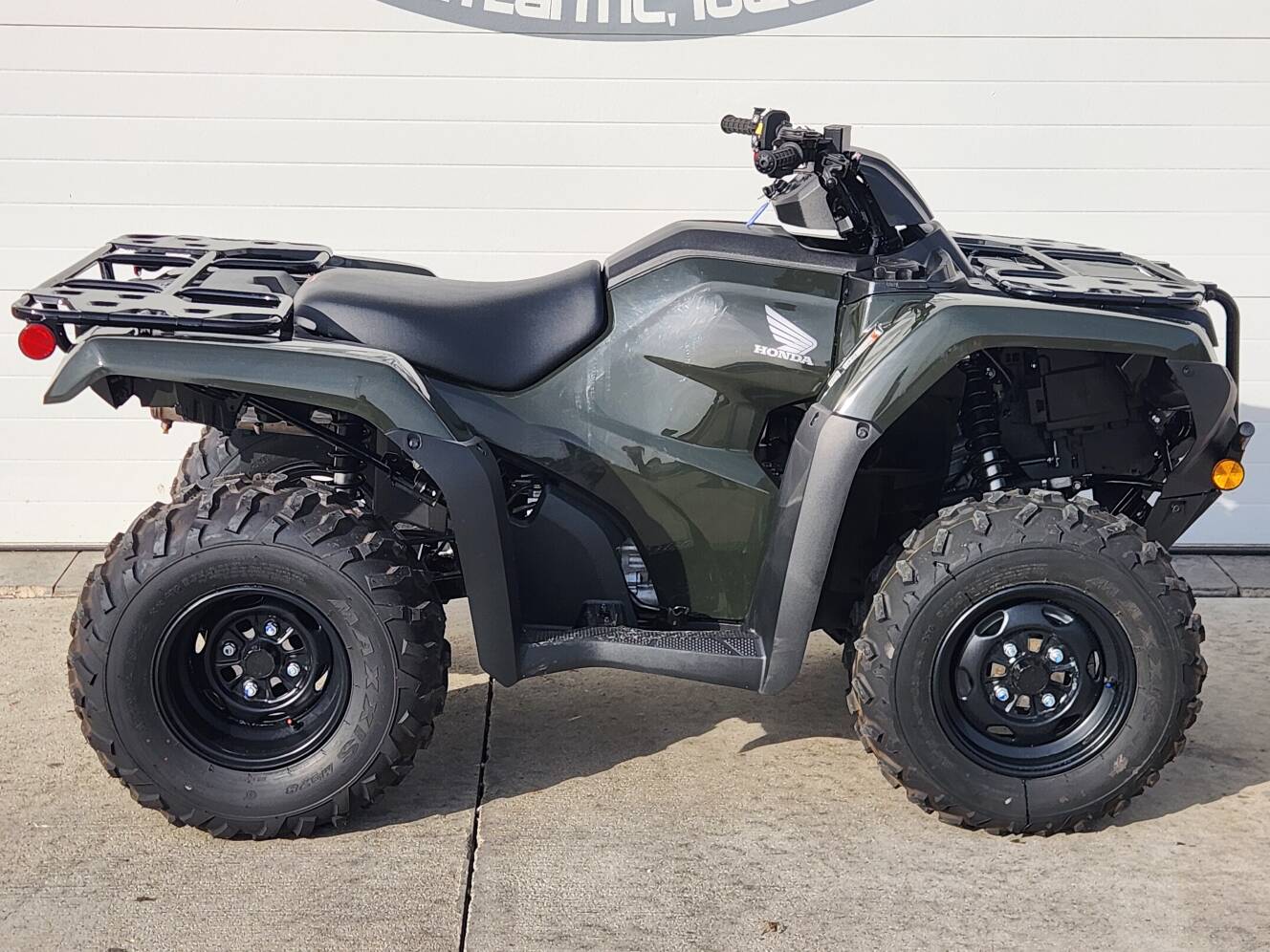A photo of this 2027 Honda FourTrax Rancher 4x4 Automatic DCT EPS