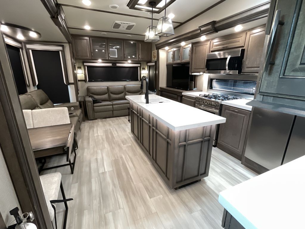 2022 Grand Design Solitude 310GK in cincinnati OH