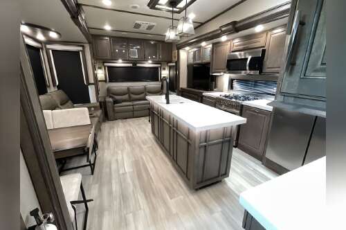 2022 Grand Design Solitude 310GK in cincinnati OH