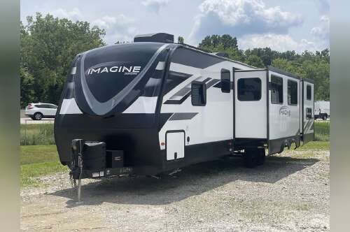 2022 Grand Design Imagine 3250BH in indianapolis IN