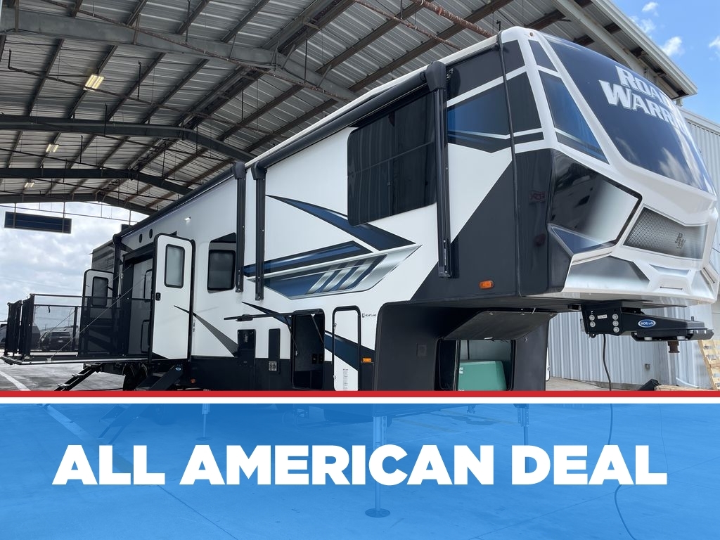 2022 Heartland Road Warrior 4275RW Fifth Wheel Toy Hauler RV