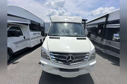 2016 Leisure Travel Vans Unity 24MB U24MB in duncan SC