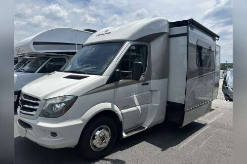 2016 Leisure Travel Vans Unity 24MB U24MB in duncan SC