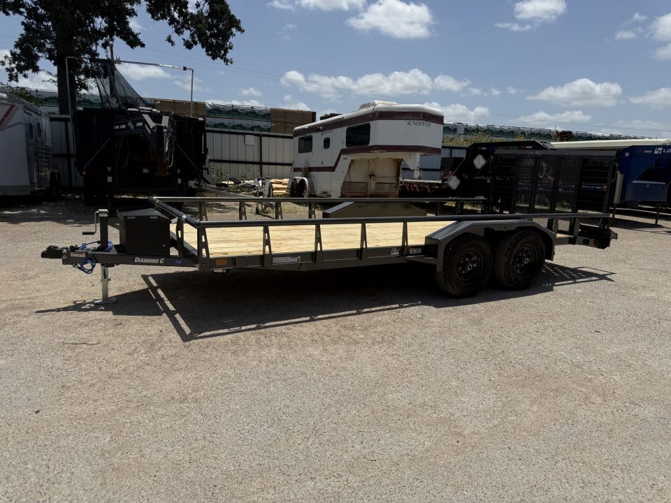 2026 Diamond C Trailers TUT206 18X83 in Waco, TX