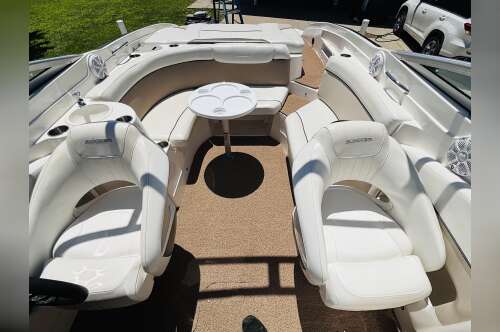 2007 Rinker 246 CAPTIVA BOWRIDER in wamego KS