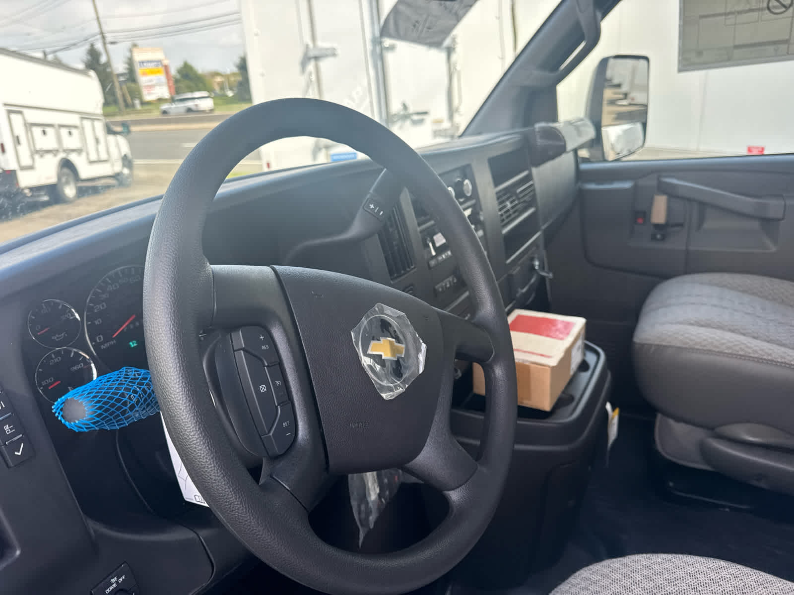 2025 CHEVROLET Express 3500 in Riverside, NJ