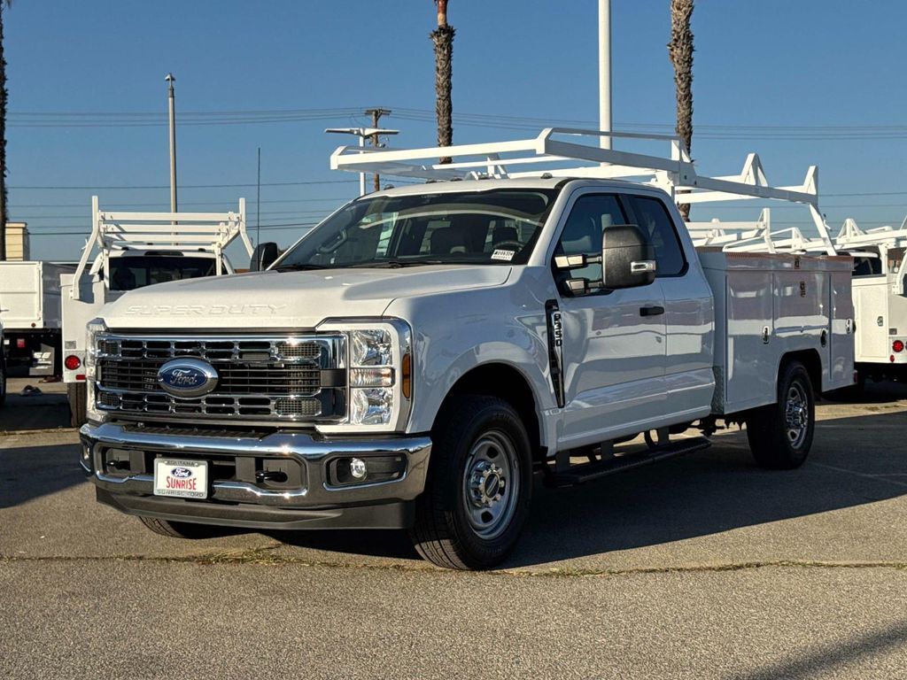2026 FORD F350 in Fontana, CA