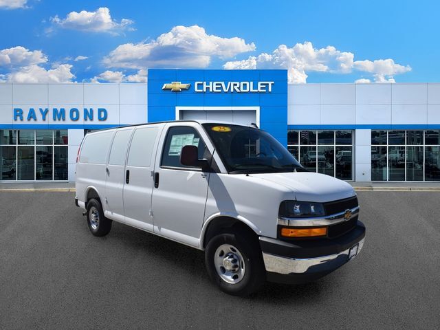 2025 CHEVROLET Express 2500 in Antioch, IL