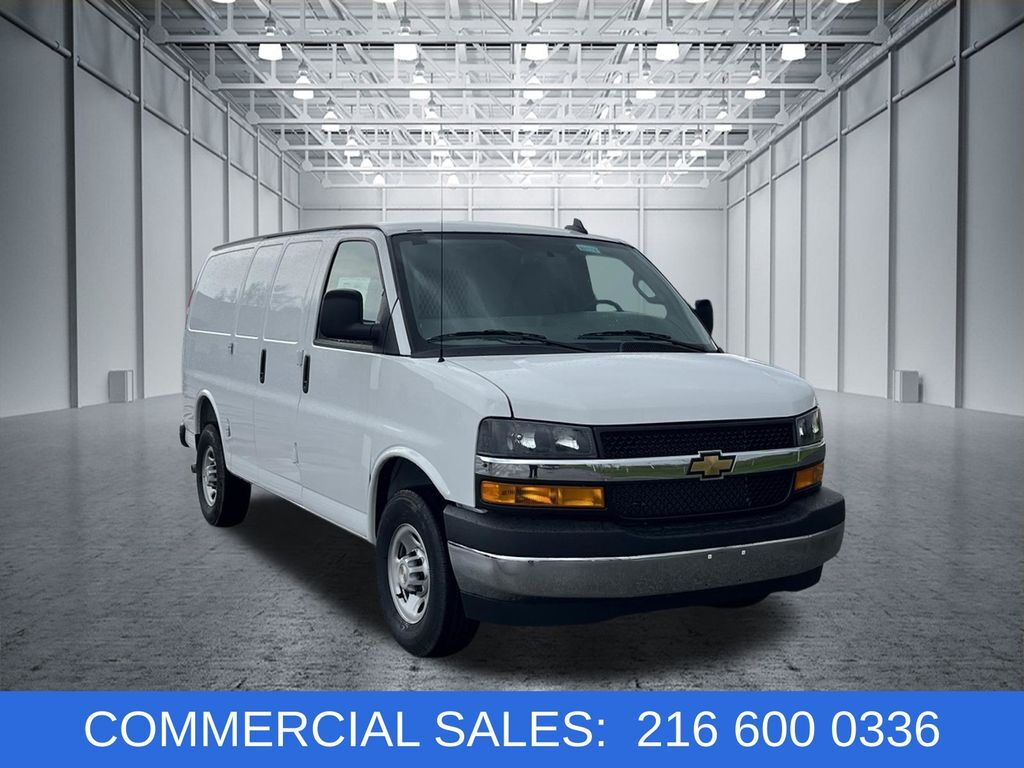 2026 CHEVROLET Express 2500 in Elyria, OH