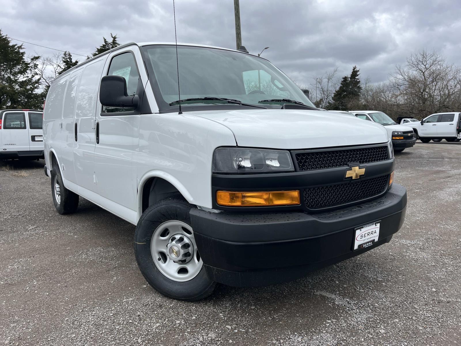 2026 CHEVROLET Express 2500 in Madison, TN
