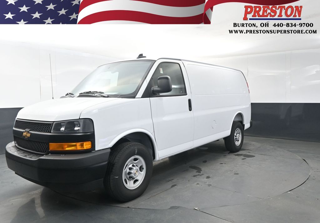2025 CHEVROLET Express 2500 in Burton, OH