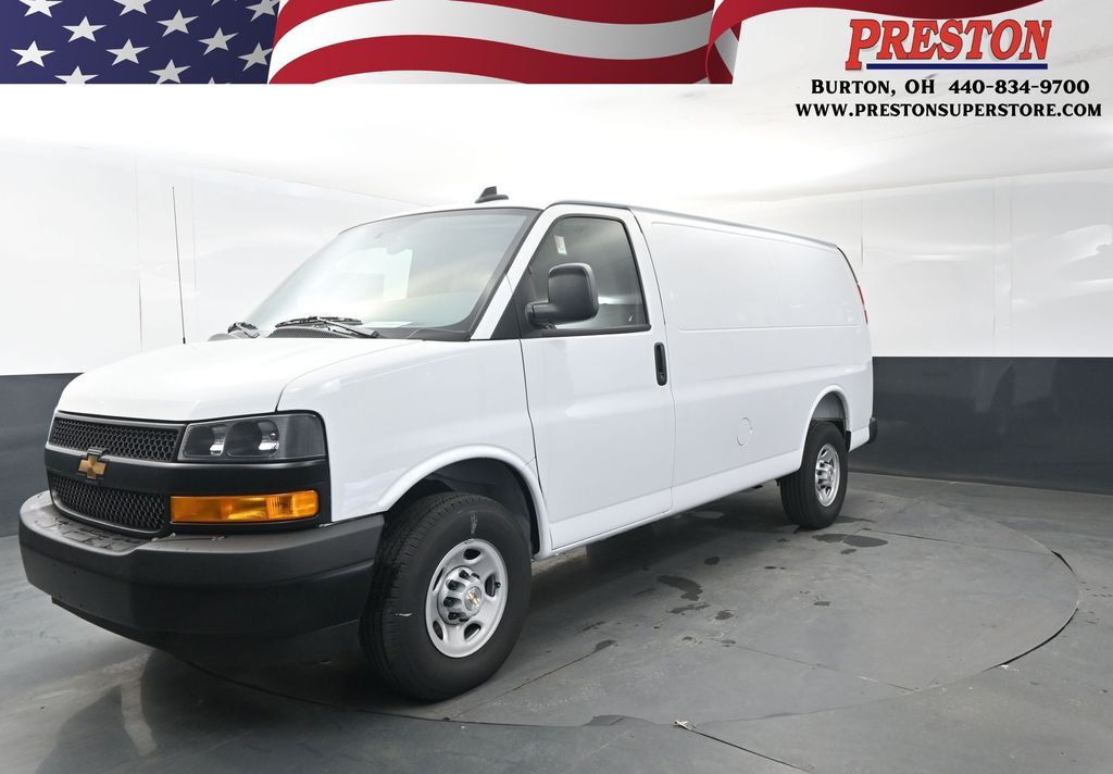 2025 CHEVROLET Express 2500 in Burton, OH
