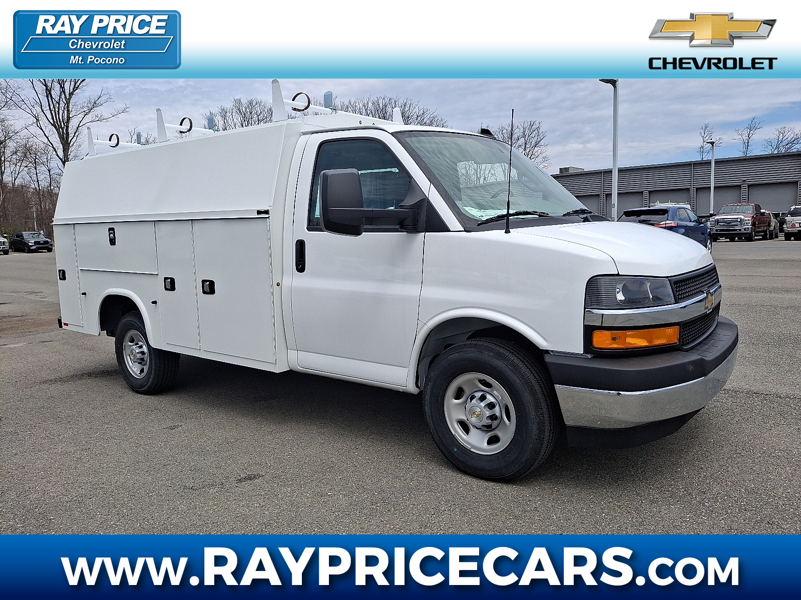 2024 CHEVROLET Express Cutaway in Mount Pocono, PA