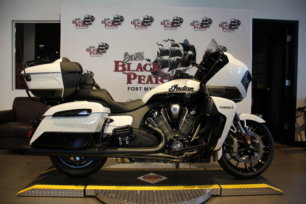 2026 Indian PURSUIT GHOST WHITE DARK HORSE in Fort Myers, FL
