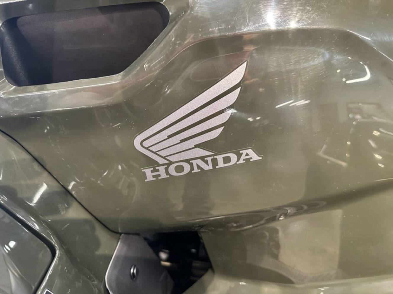 A photo of this 2027 Honda Fourtrax Foreman 4X4