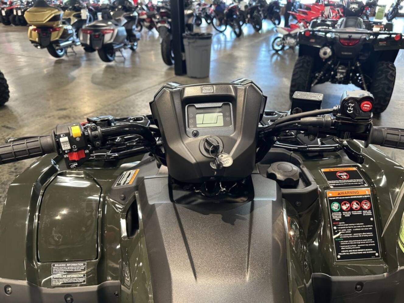 A photo of this 2027 Honda Fourtrax Foreman 4X4