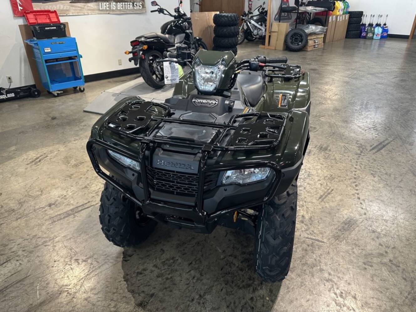 A photo of this 2027 Honda Fourtrax Foreman 4X4