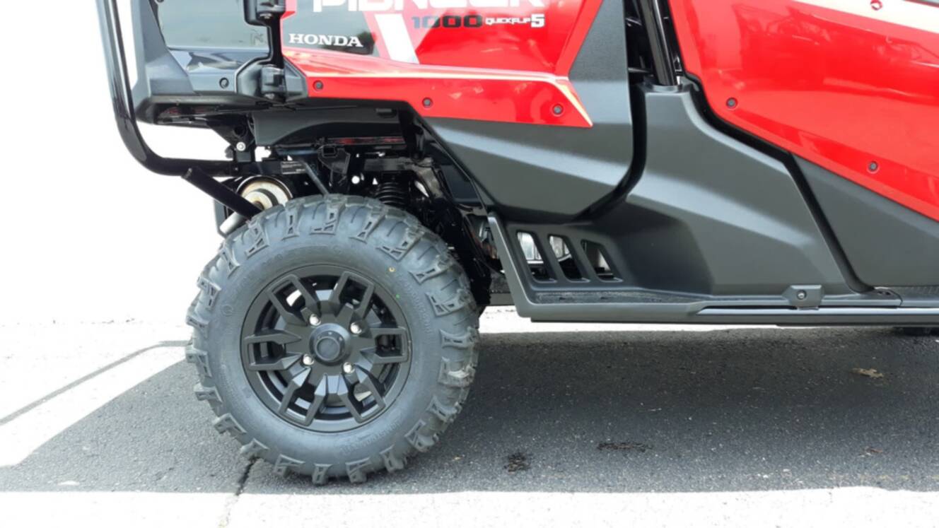 A photo of this 2025 Honda Pioneer 1000-5 Deluxe