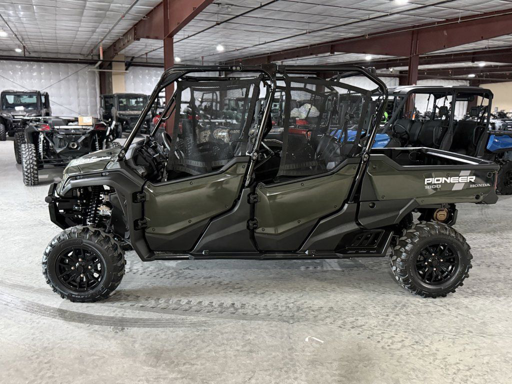 2024 Honda Pioneer 1000-6 Deluxe Crew in houston TX