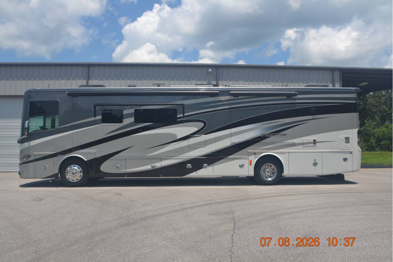 A photo of this 2017 Tiffin Motorhomes Phaeton 40 QBH