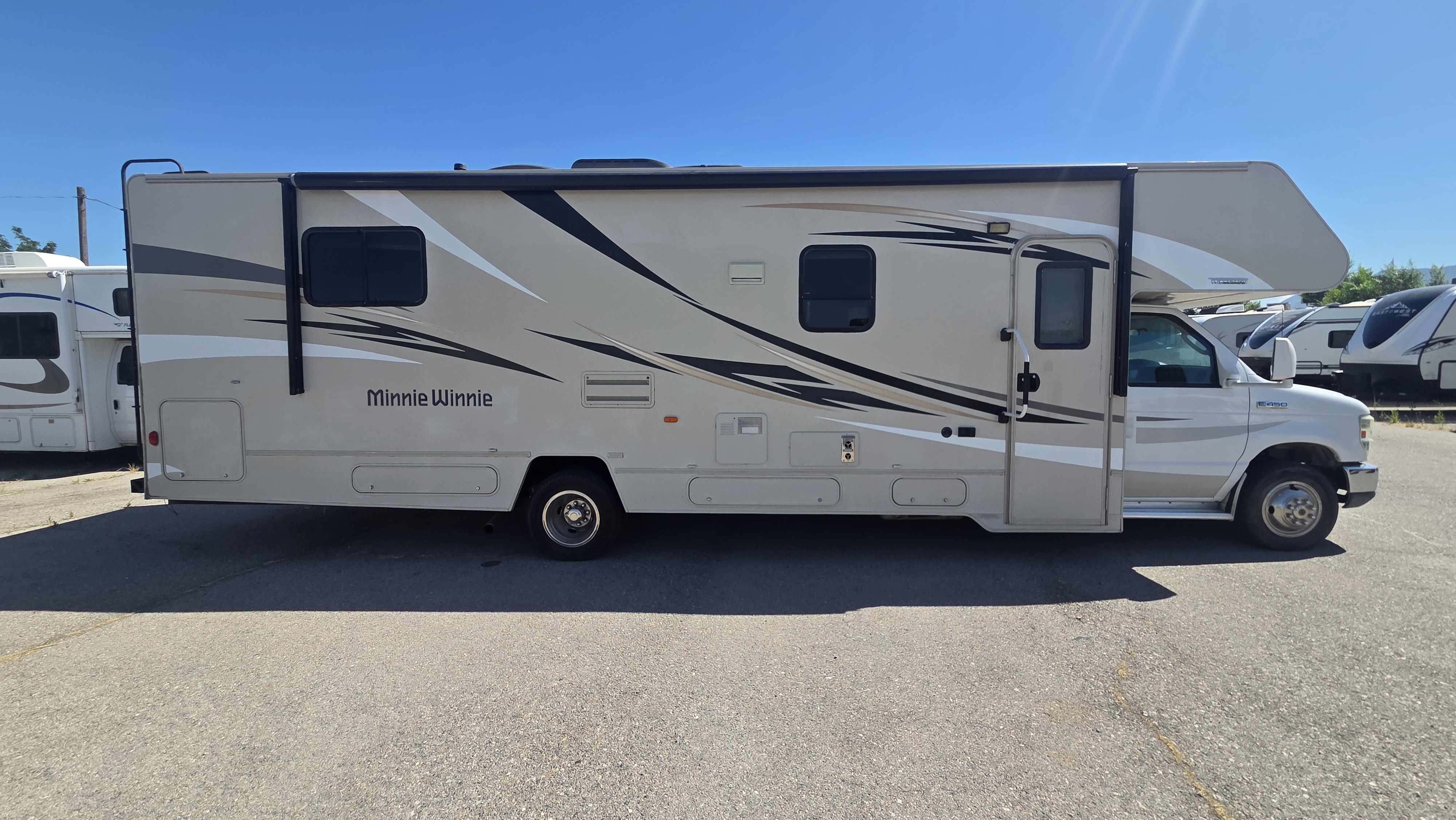 2016 Winnebago Minnie Winnie 31K in salt lake city UT