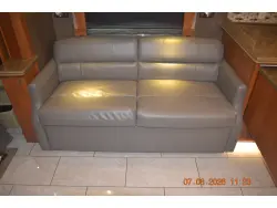 2017 Tiffin Motorhomes Phaeton 40 QBH