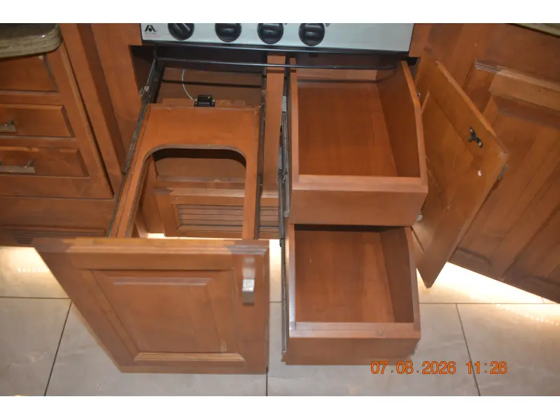 2017 Tiffin Motorhomes Phaeton 40 QBH