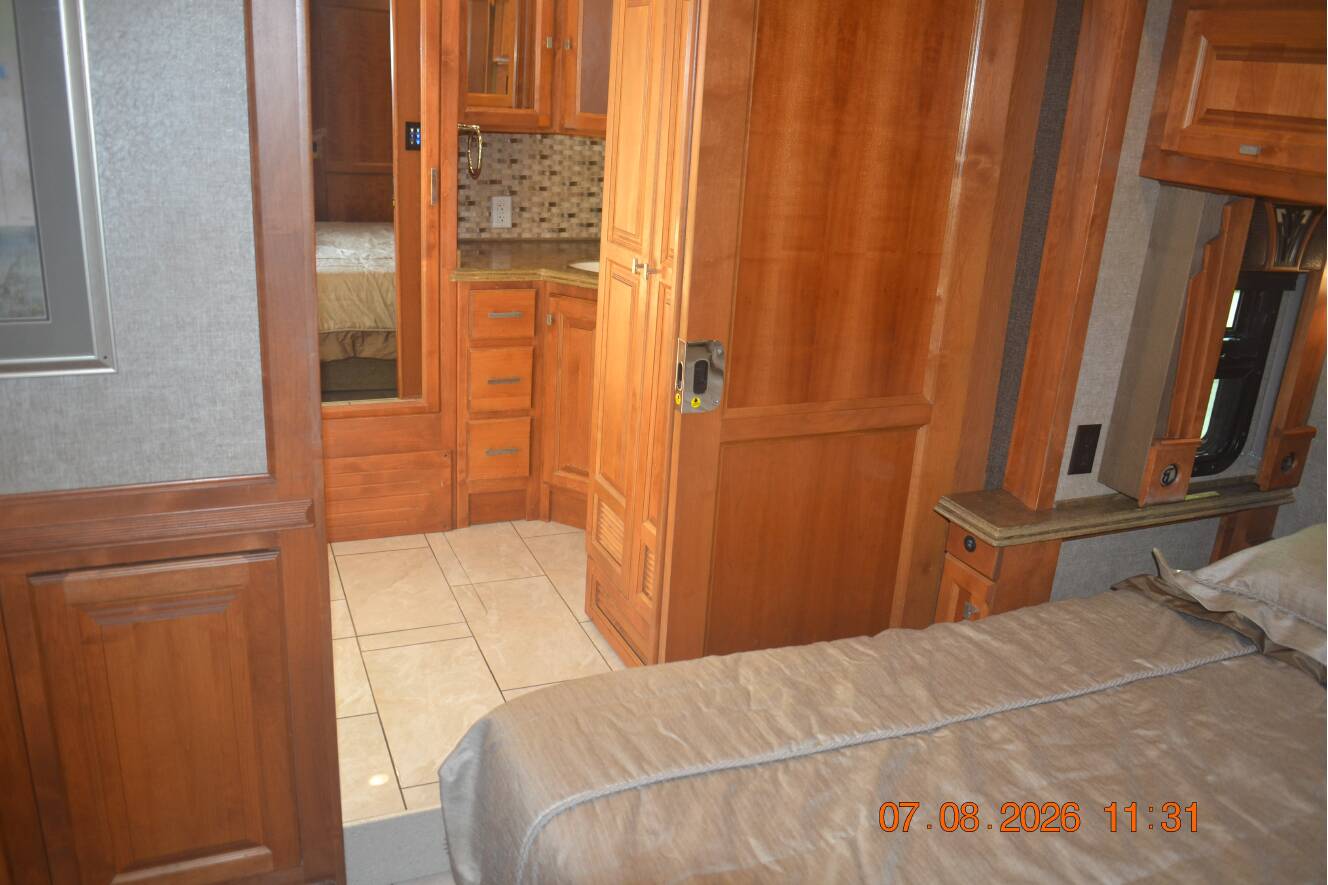 A photo of this 2017 Tiffin Motorhomes Phaeton 40 QBH