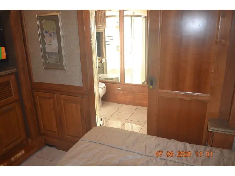 2017 Tiffin Motorhomes Phaeton 40 QBH