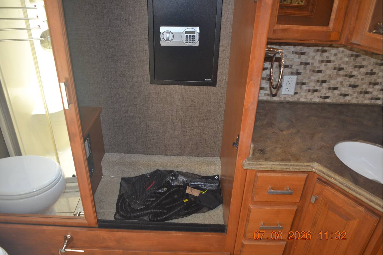 A photo of this 2017 Tiffin Motorhomes Phaeton 40 QBH