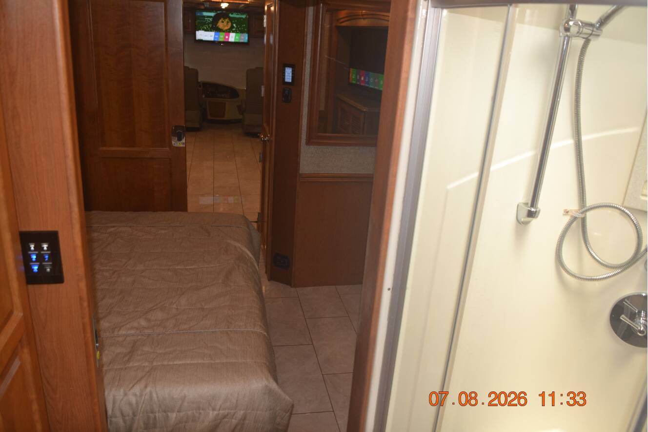 A photo of this 2017 Tiffin Motorhomes Phaeton 40 QBH