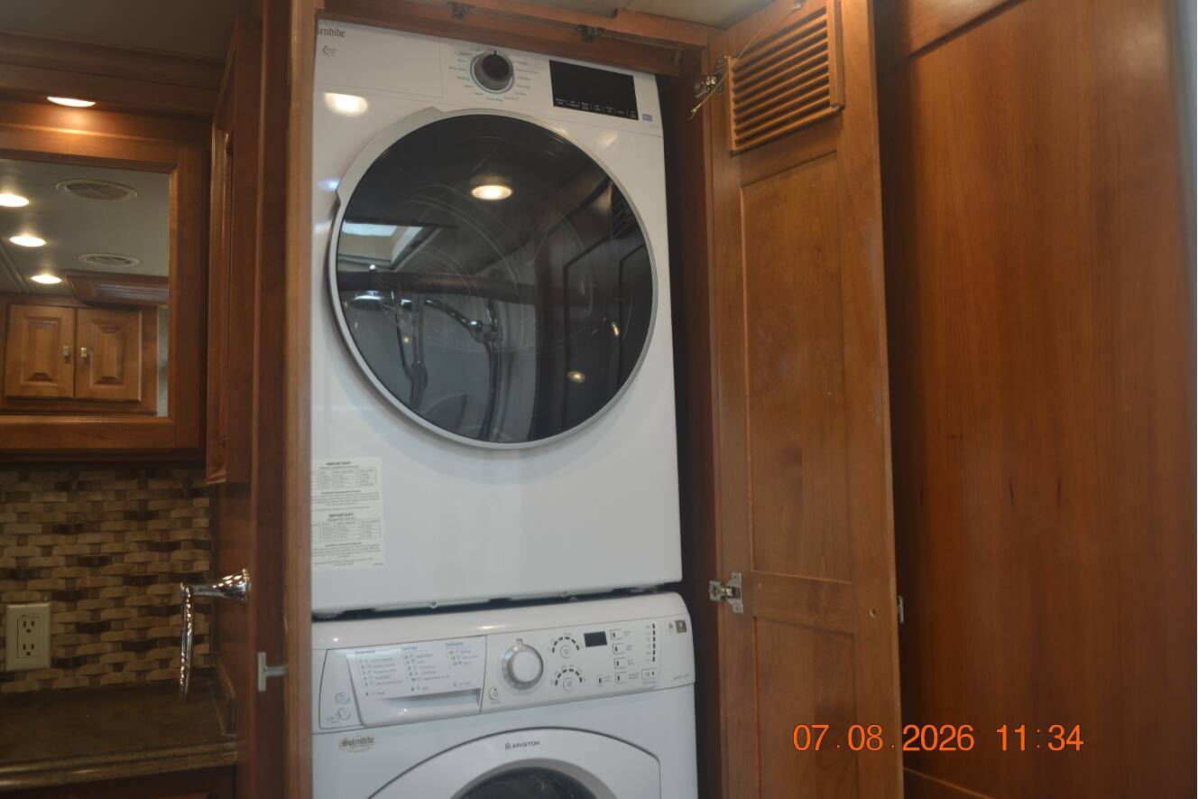 A photo of this 2017 Tiffin Motorhomes Phaeton 40 QBH