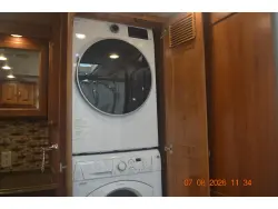 2017 Tiffin Motorhomes Phaeton 40 QBH