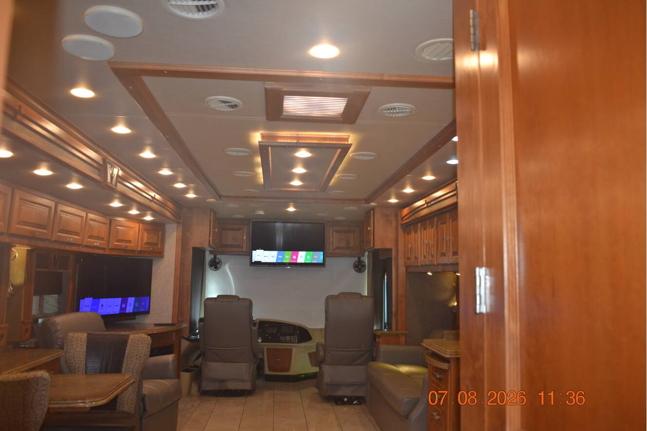 A photo of this 2017 Tiffin Motorhomes Phaeton 40 QBH
