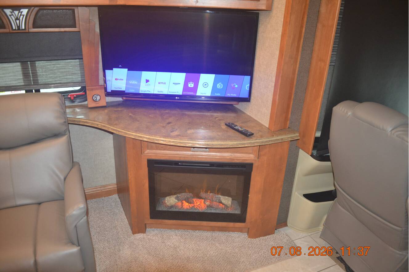 A photo of this 2017 Tiffin Motorhomes Phaeton 40 QBH