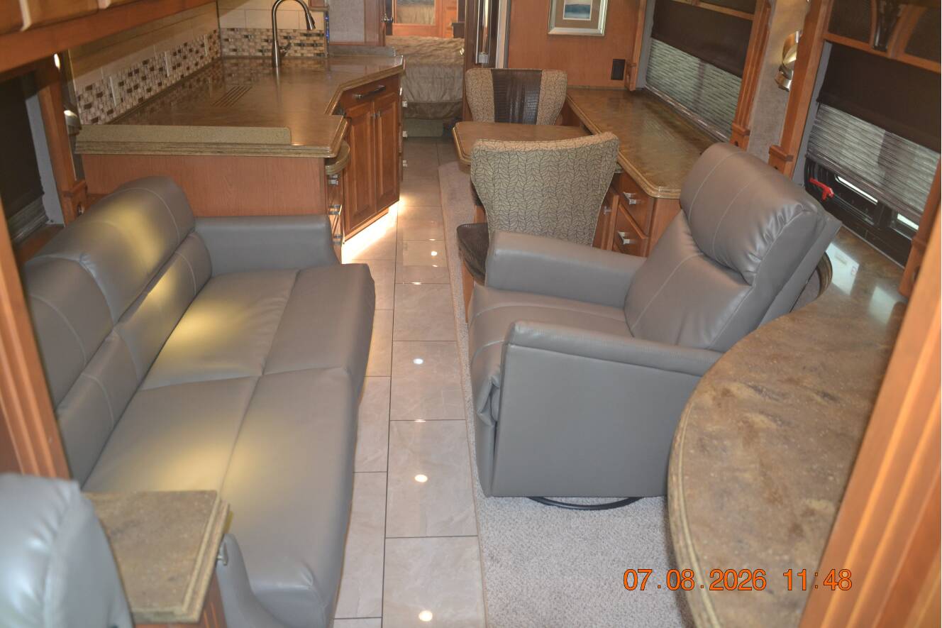 A photo of this 2017 Tiffin Motorhomes Phaeton 40 QBH